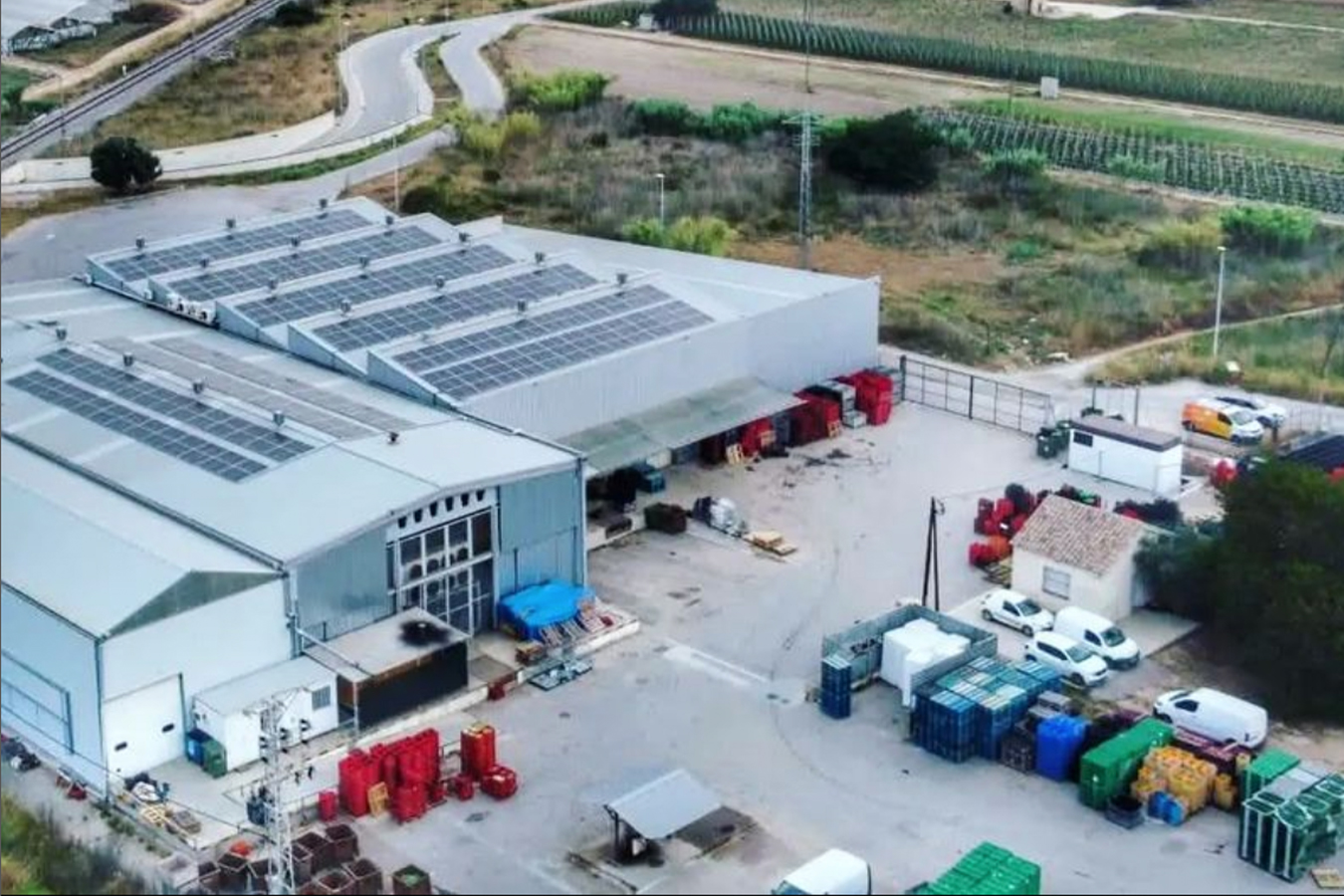 La Cooperativa Progrés Garbí instal·la plaques solars