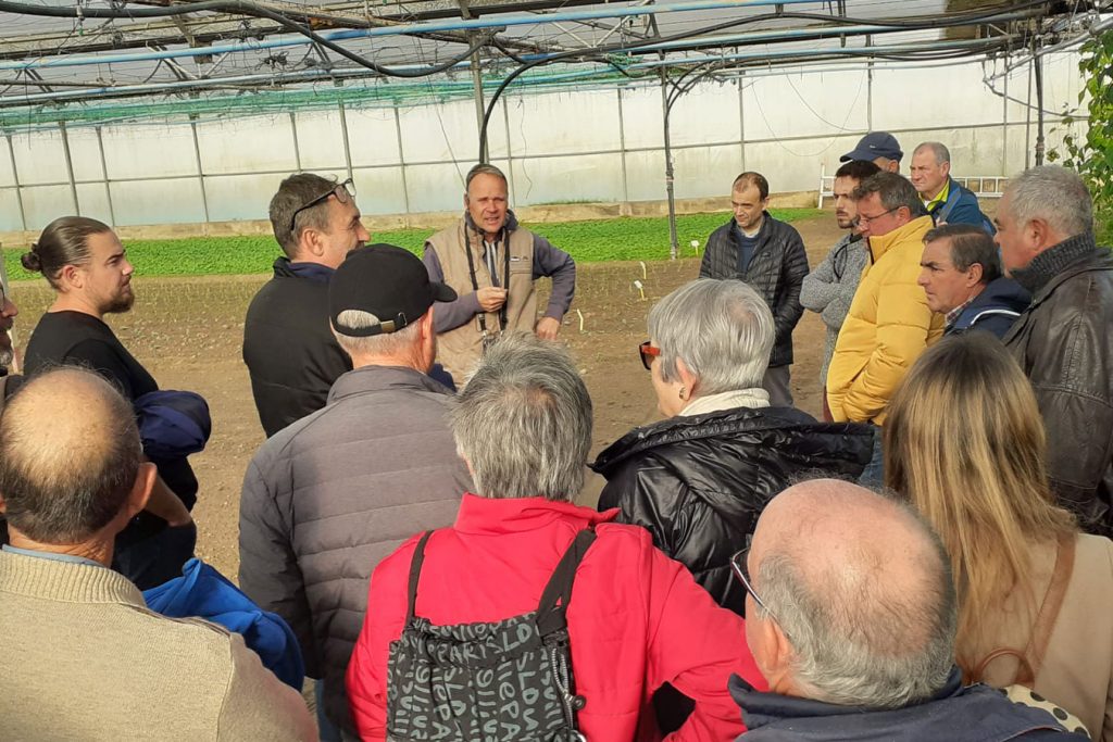 Visita de la delegació del Parc Agrari del Baix Llobregat a la finca ecològica Horta Pla de Munt de Palafolls. Foto: Sònia Callau