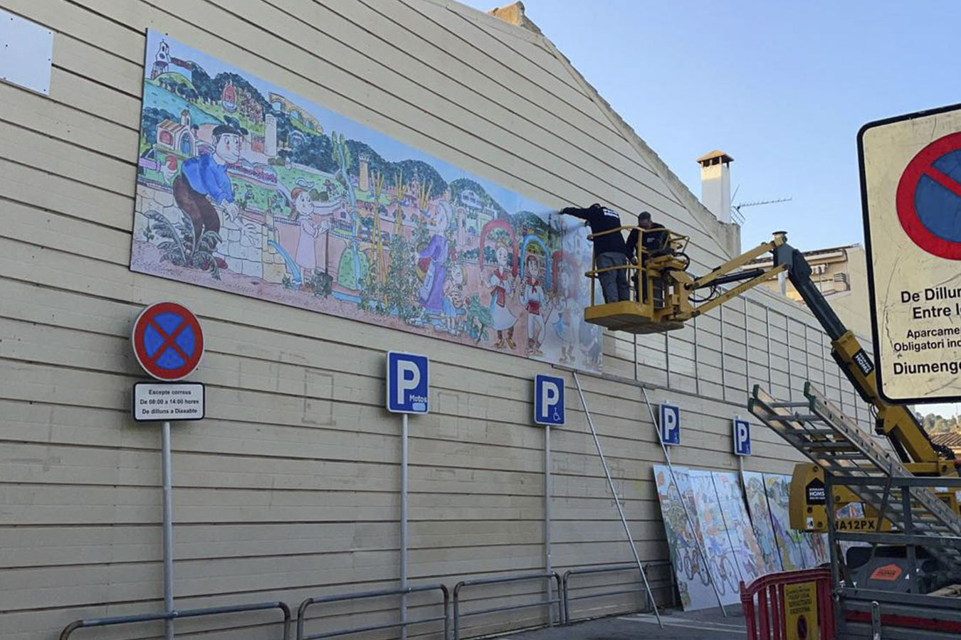 Pilarín Bayés homenatja la pagesia amb un mural a Santa Susanna